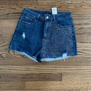 *NEW* Windsor Shorts size M